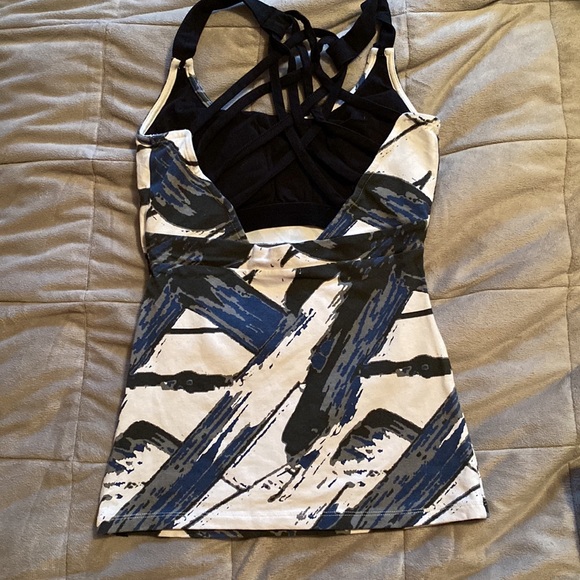 Satva Organic Cotton Tank - Picture 2 of 5